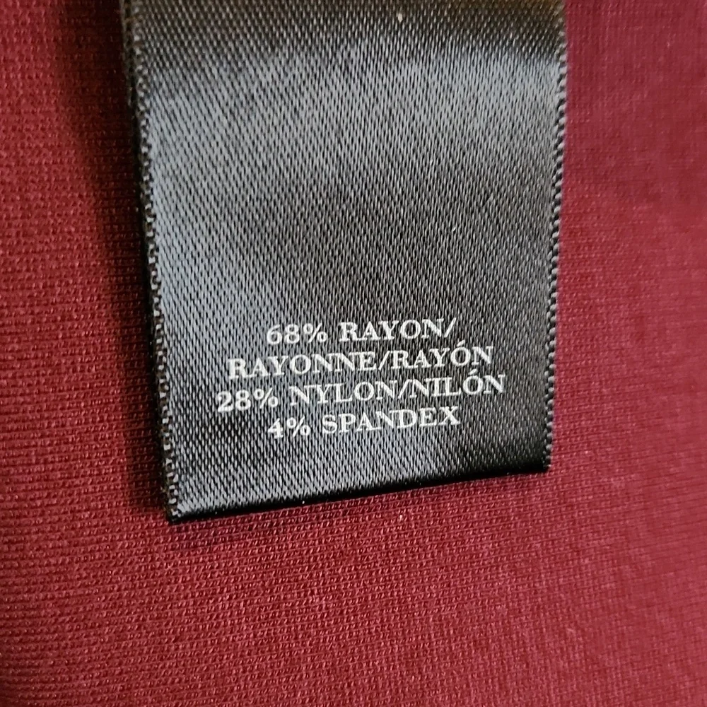 Ann Taylor Deep Burgandy Stretch Pencil Skirt - Size 8 - Picture 8 of 9